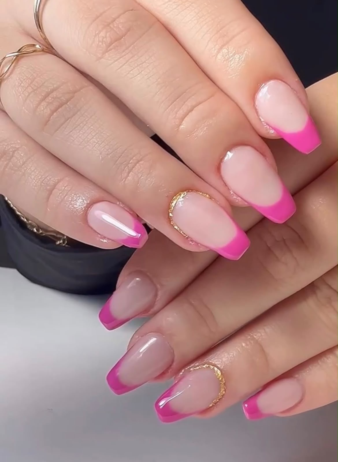 Fotografia real de unhas, exemplo de acabamento